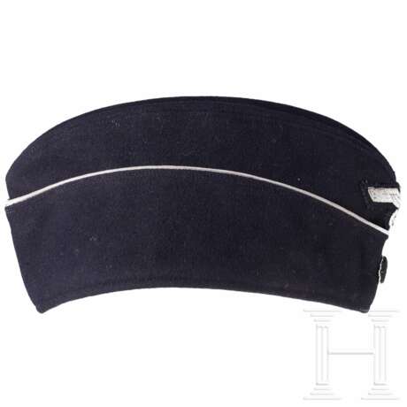 A side cap for an administration officer - photo 2 A side cap for an administration officer - photo 2