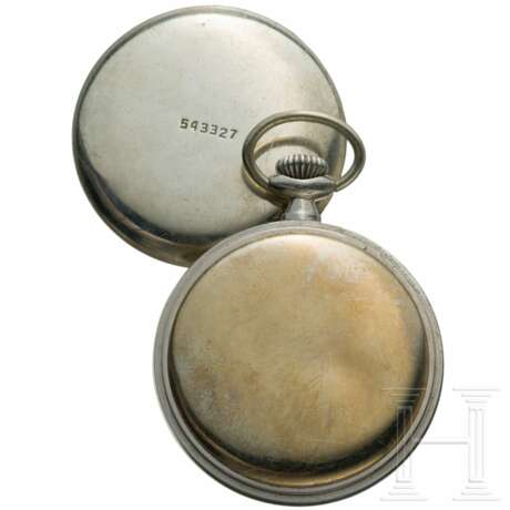 A Kriegsmarine pocket watch "B-Uhr" made by Cortébert - Foto 3