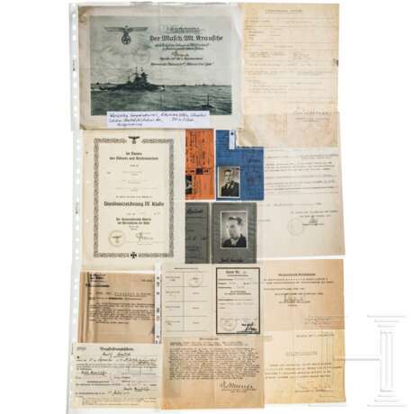 Documents belonging to a petty officer, including those from the Graf Spee - фото 1