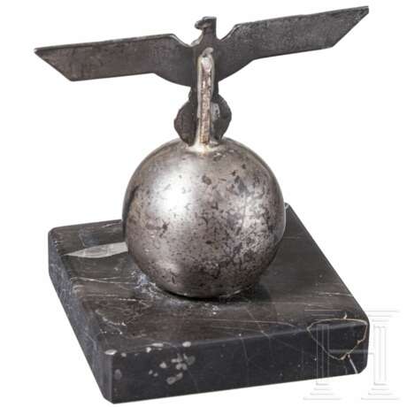 An eagle desk decoration - Foto 2