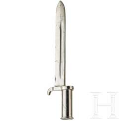 A bayonet-shaped flag top