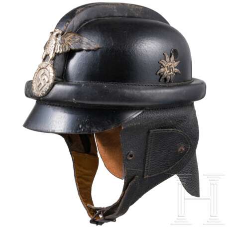 An NSKK crash helmet, Group Hochland - photo 1