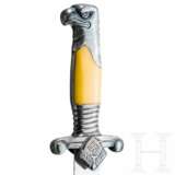 A miniature to an RAD Leader's Dagger M37 in case - photo 4