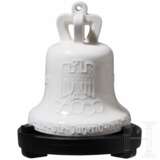 A KPM porcelain bell of the 1936 Olympic Games, with wooden stand - photo 1