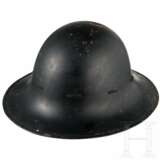 A British Civil Defence helmet - фото 4