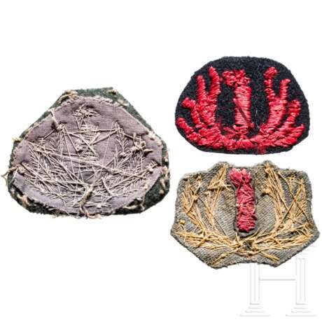Three cap/beret insignia of the Brigate nere - photo 2 Three cap/beret insignia of the Brigate nere - photo 2