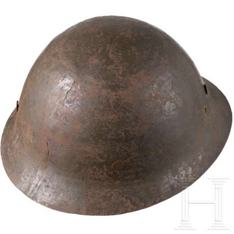 An air raid helmet, Japan, circa 1940 - photo 4 An air raid helmet, Japan, circa 1940 - photo 4
