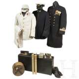 Uniform and equipment ensemble of a Japanese naval doctor in World War II - photo 1