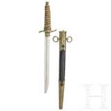 Uniform and equipment ensemble of a Japanese naval doctor in World War II - photo 10