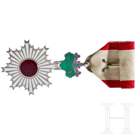 An Order of the Rising Sun, 6th Class - фото 2