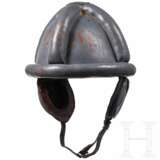 A protective helmet for tank crews of the Romanian Army ca 1935/40 - Foto 1