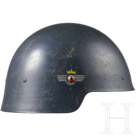 An M 21 Cont. steel helmet, used by the Spanish Air Force - photo 2