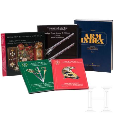 Fünf Kataloge zum Thema Alte Waffen, deutsch/engl./frz. - photo 1 Fünf Kataloge zum Thema Alte Waffen, deutsch/engl./frz. - photo 1