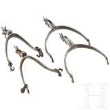 Zwei Paar eiserne Sporen, wohl deutsch, 17. Jhdt. - фото 2