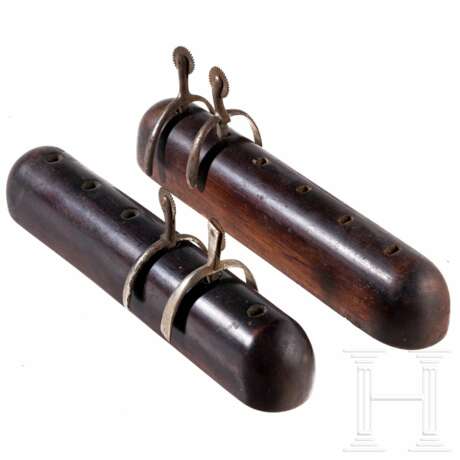 Konvolut Sporen und diverses, deutsch, um 1900 - фото 2 Konvolut Sporen und diverses, deutsch, um 1900 - фото 2