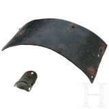 Zwei Harnischfragmente aus Bronze, deutsch, 14. Jhdt. - фото 1