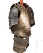 Доспехи и обмундирование. Knechtischer Harnisch, deutsch, um 1600, zusammengestellt aus originalen und späteren Teilen