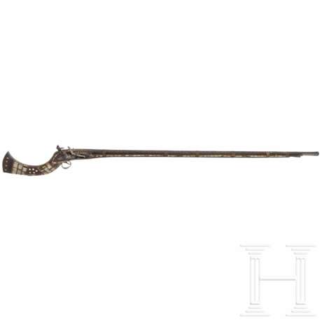 Langes Steinschloss-Djezail mit Perlmutteinlagen, Afghanistan, 19. Jhdt. - Foto 1 Langes Steinschloss-Djezail mit Perlmutteinlagen, Afghanistan, 19. Jhdt. - Foto 1