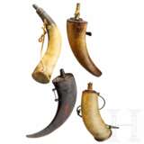 Vier große Horn-Pulverflaschen, deutsch, 18./19. Jhdt. - photo 2