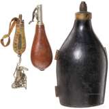 Zwei Pulverflaschen, England, um 1850 - фото 1