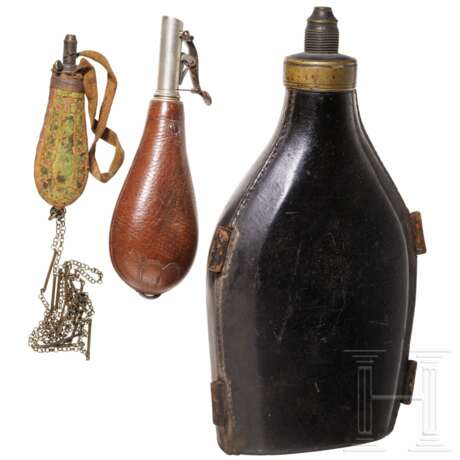 Zwei Pulverflaschen, England, um 1850 - фото 2