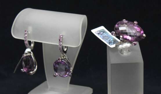 Bijoux en or sertis d&39;améthystes et de saphirs roses Gold Other style 21th century - Foto 11 Bijoux en or sertis d&39;améthystes et de saphirs roses Gold Other style 21th century - Foto 11