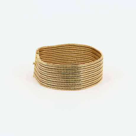 Fine-Woven-Carpet-Bracelet - фото 4