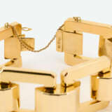Chunky-Gold-Bracelet - photo 6