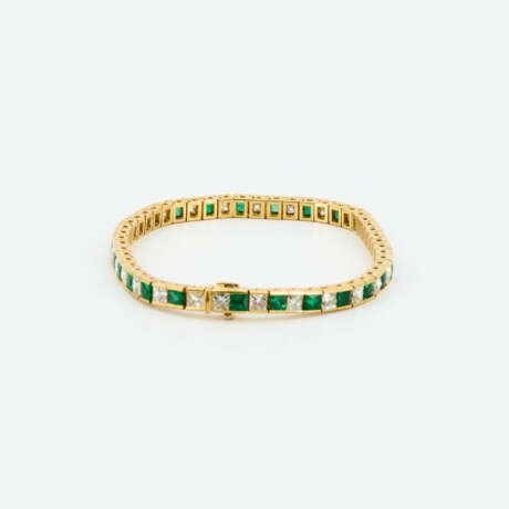 Emerald-Diamond-Tennis-Bracelet - фото 3