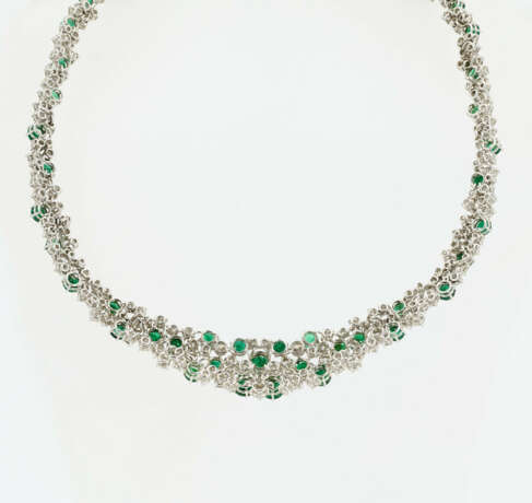 Opulent Emerald-Diamond-Necklace - photo 2 Opulent Emerald-Diamond-Necklace - photo 2