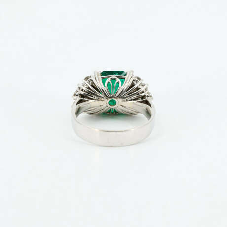 Emerald-Diamond-Ring - photo 3 Emerald-Diamond-Ring - photo 3