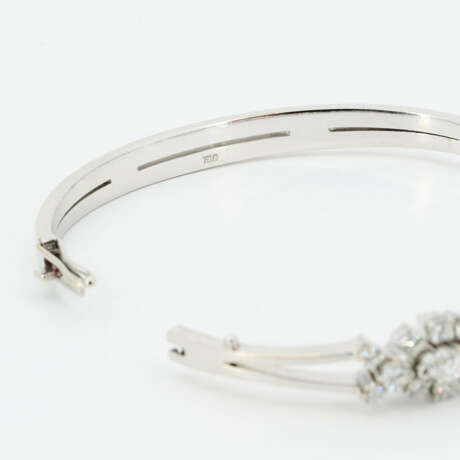 Classic Diamond-Bangle - photo 6 Classic Diamond-Bangle - photo 6
