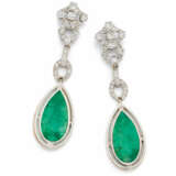 Elegant Emerald-Diamond-Ear-Jewelry - фото 1