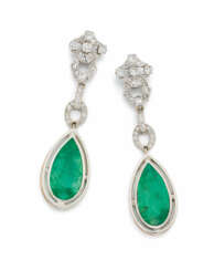 Elegant Emerald-Diamond-Ear-Jewelry