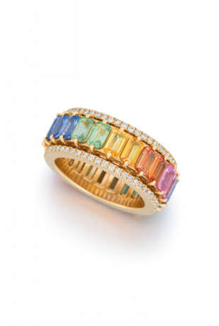 Fancy Sapphire-Diamond-Ring - photo 1