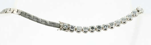 Classic Diamond-Necklace - photo 3