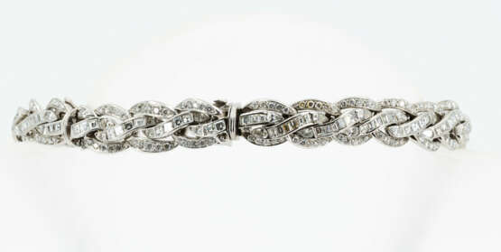 Opulent Diamond Necklace and Bracelet - photo 3