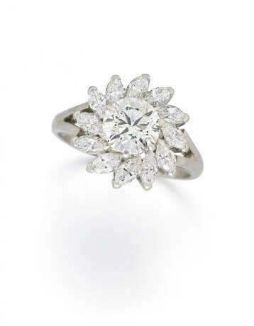Diamond-Entourage Ring - photo 1 Diamond-Entourage Ring - photo 1