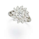 Diamond-Entourage Ring - photo 1