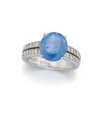 Wempe. Sri Lanka Sapphire-Diamond-Ring