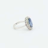 Sri Lanka Sapphire-Diamond-Entourage Ring - photo 4