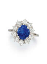 Sri Lanka Sapphire-Diamond-Ring