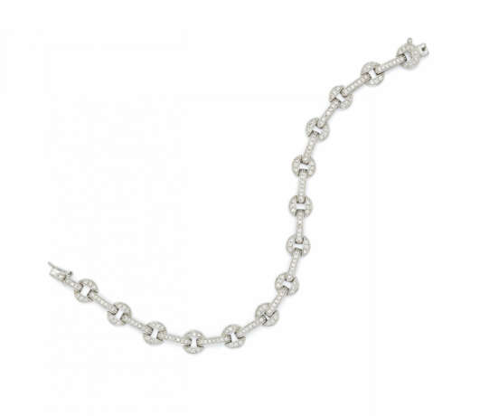 Modern Diamond-Bracelet - photo 1 Modern Diamond-Bracelet - photo 1