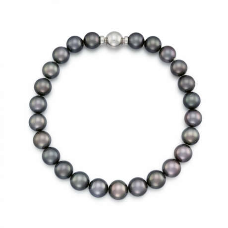 Tahitian Pearl-Necklace - photo 1 Tahitian Pearl-Necklace - photo 1