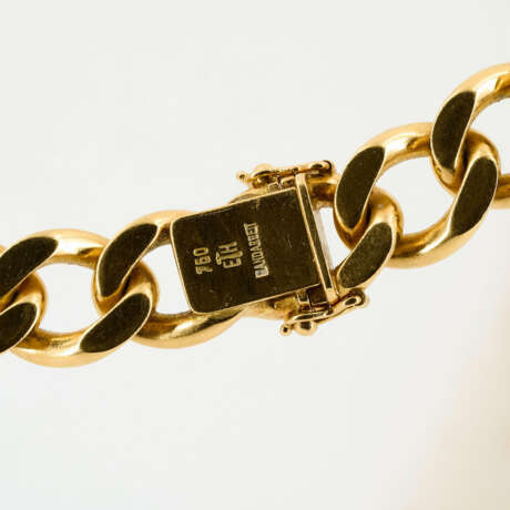 Diamond-Curb Chain - photo 4 Diamond-Curb Chain - photo 4