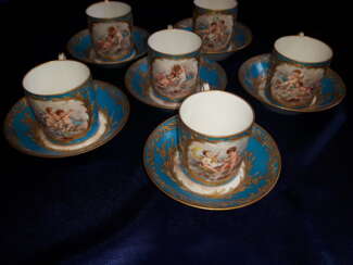 Porcelain coffee set, France of the XIX century.