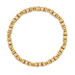 Sculptural Tricolour-Gold-Necklace