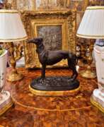 Aperçu. 19th Century Statue of a Greyhound in Bronze, in the Style of Pierre-Jules M&ecirc;ne