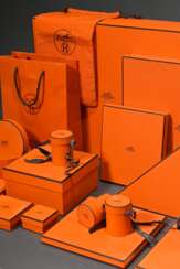 18 Diverse Teile Hermès Boxen und Tüten: 9 eckige …