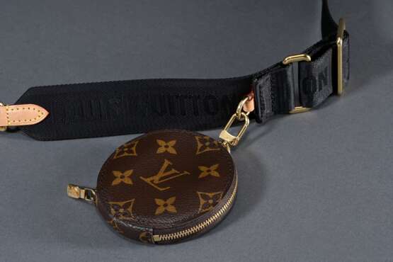 Louis Vuitton shoulder strap in black nylon with w… - photo 4 Louis Vuitton shoulder strap in black nylon with w… - photo 4